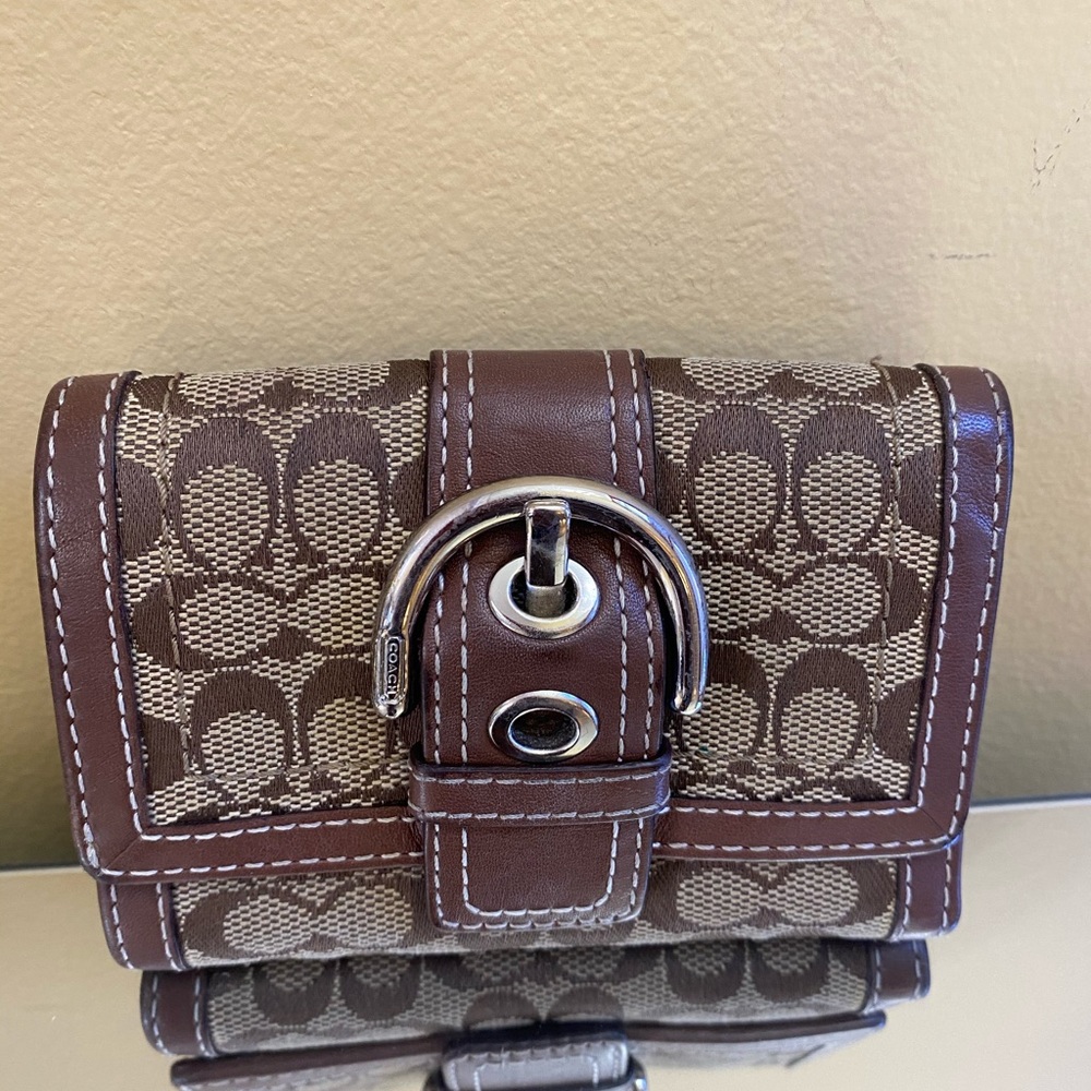 3x4in bifold Coach wallet